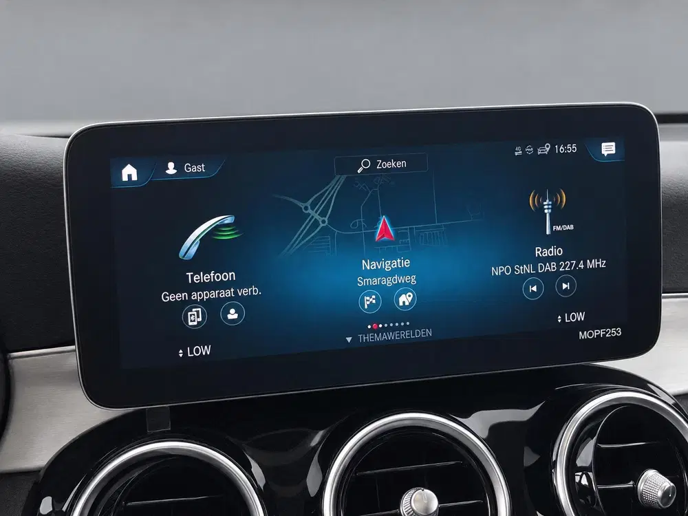 Mercedes-Benz GLC 300e 4MATIC uit 2022, foto 14