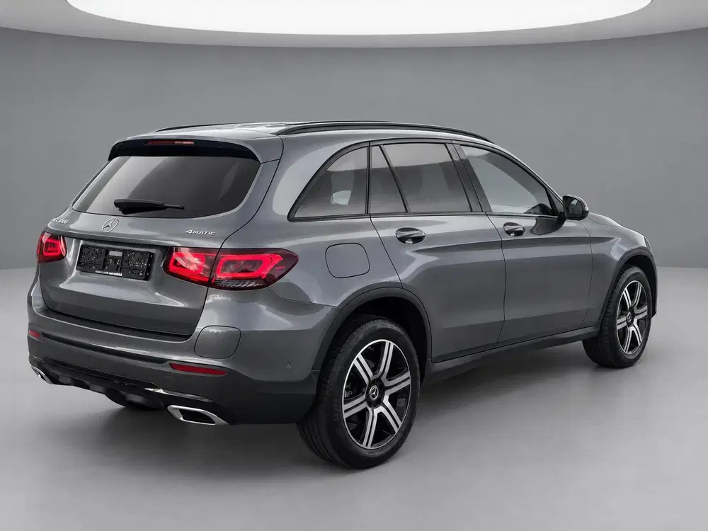 Mercedes-Benz GLC 300e 4MATIC uit 2022, foto 2