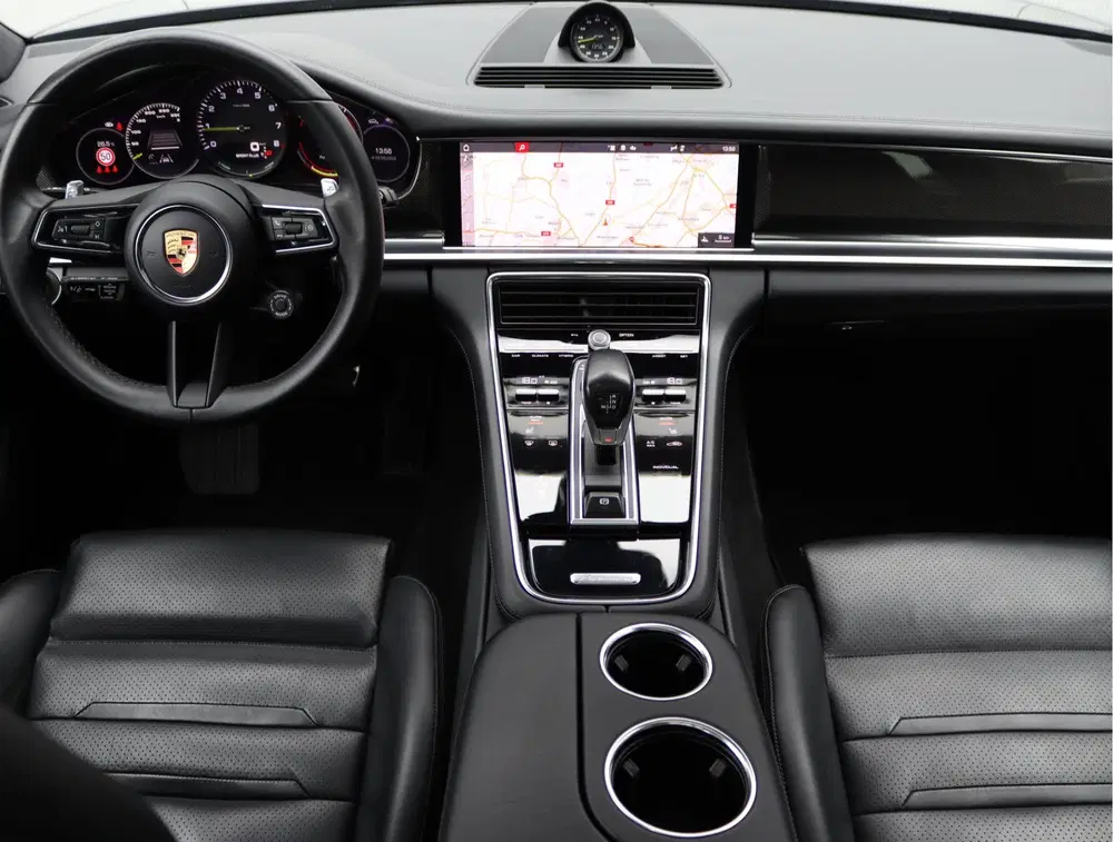 Porsche Panamera Sport Turismo 2.9 4S E-Hybrid uit 2020, foto 5