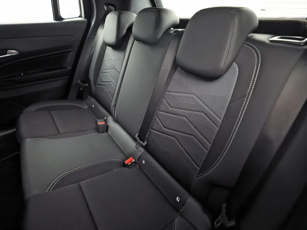 Jeep Avenger 1.2 Altitude Sports (VIRTUAL COCKPIT uit 2025, foto 14