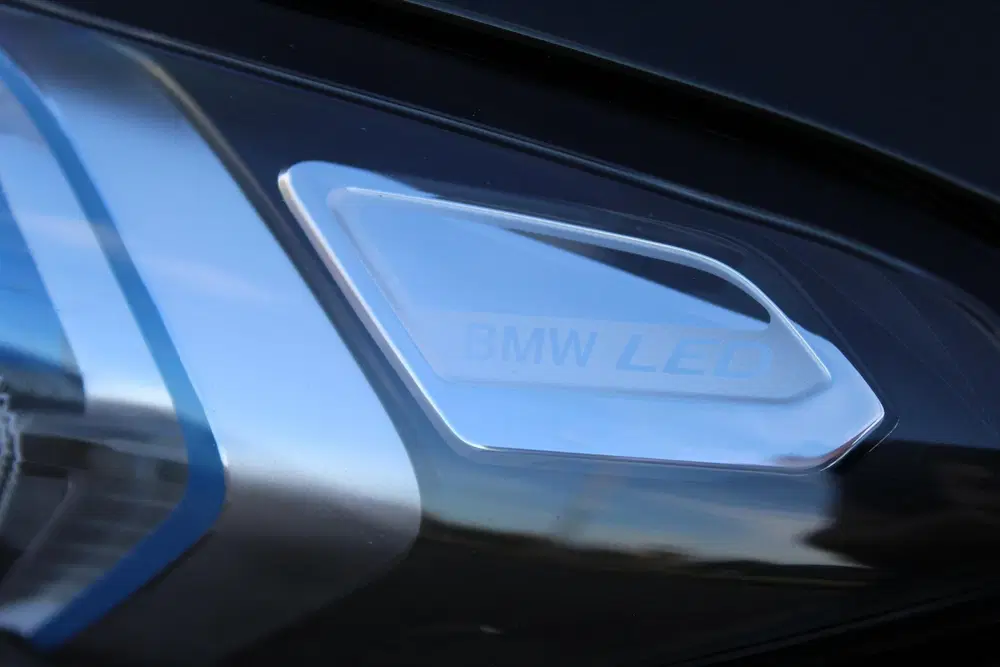 BMW 3-serie 320e M-pakket uit 2023, foto 11