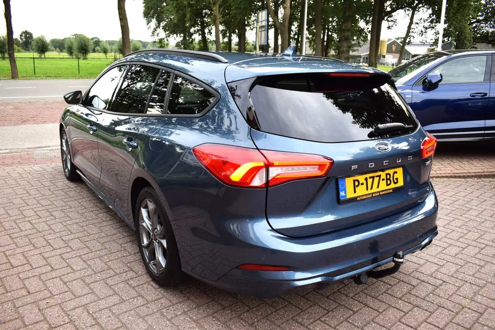 Ford Focus PK EcoBoost Hybrid ST Line X Business C uit 2020, foto 3