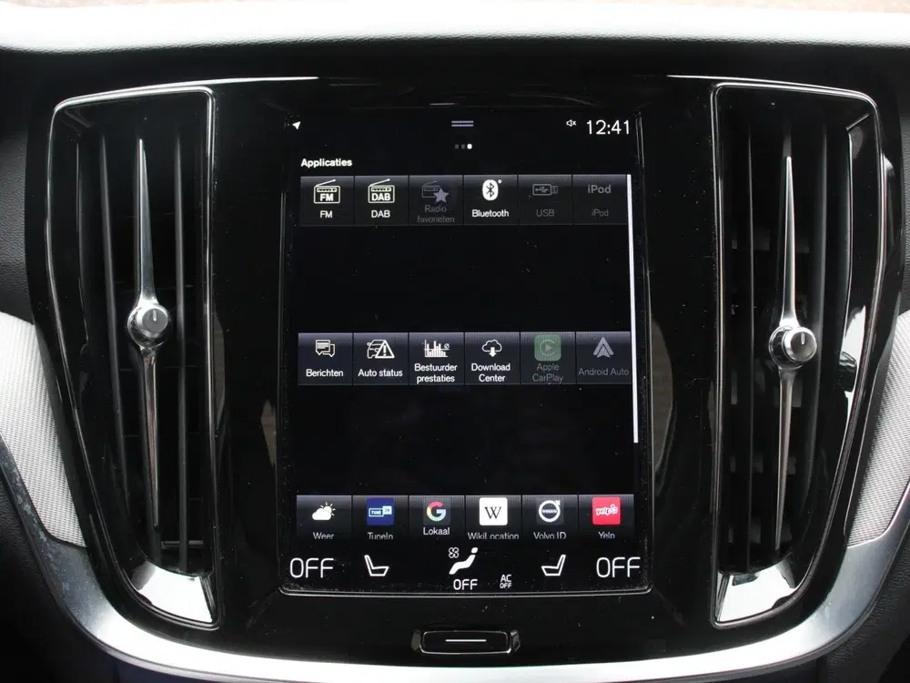 Volvo V60 2.0 B4 R-Design Navigatie Camera Climate C uit 2022, foto 3