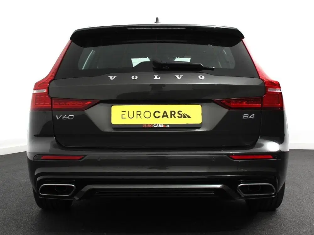 Volvo V60 2.0 B4 R-Design Navigatie Camera Climate C uit 2022, foto 5