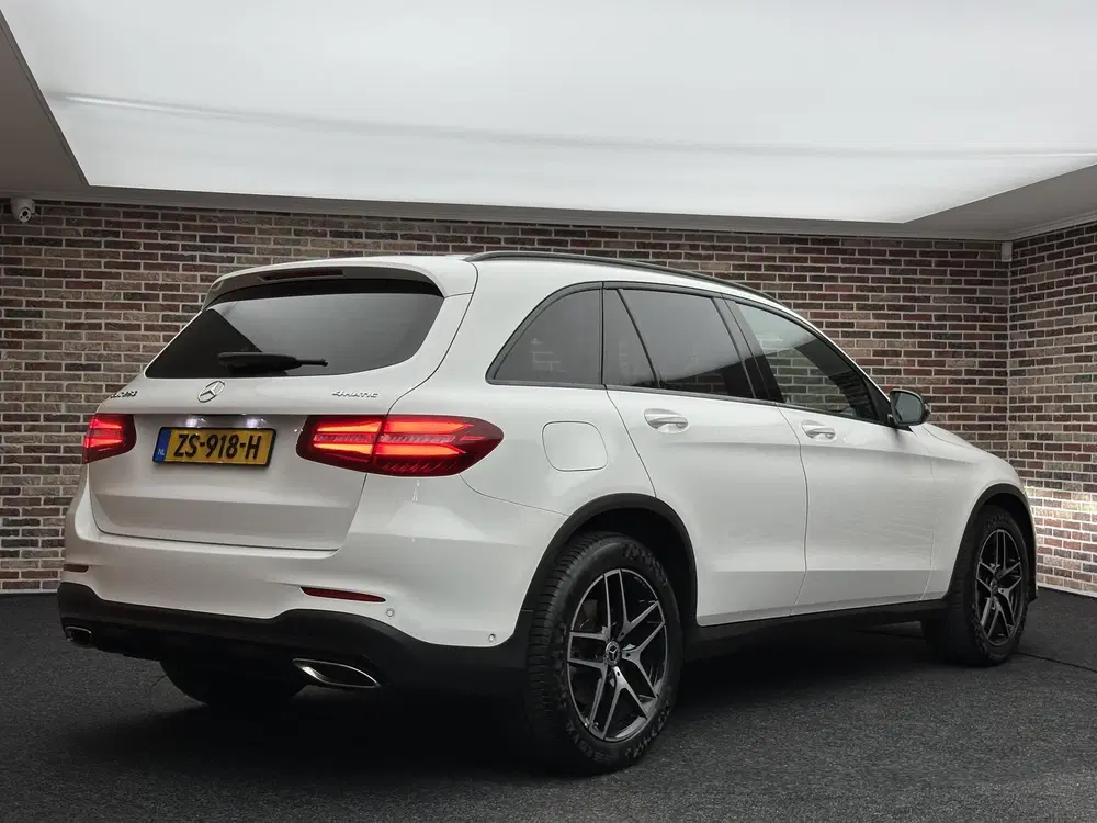Mercedes-Benz GLC 250 4MATIC Business Solution AMG NL uit 2019, foto 2