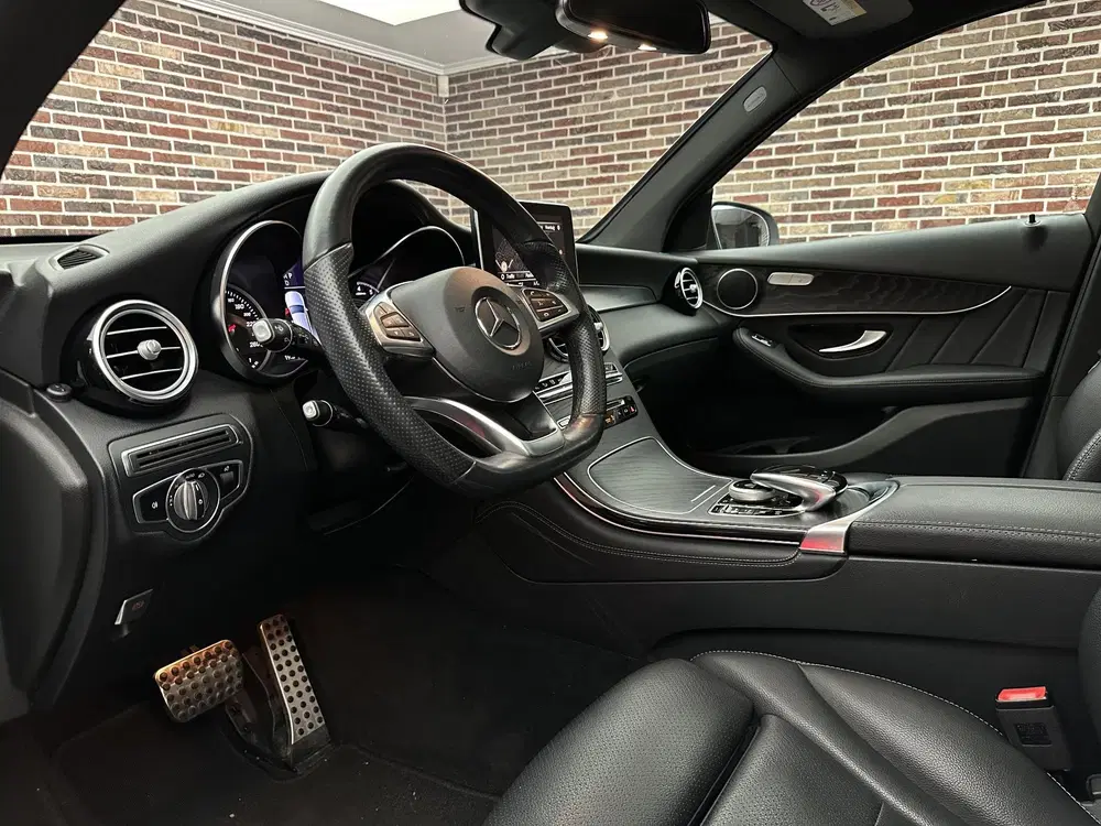 Mercedes-Benz GLC 250 4MATIC Business Solution AMG NL uit 2019, foto 3