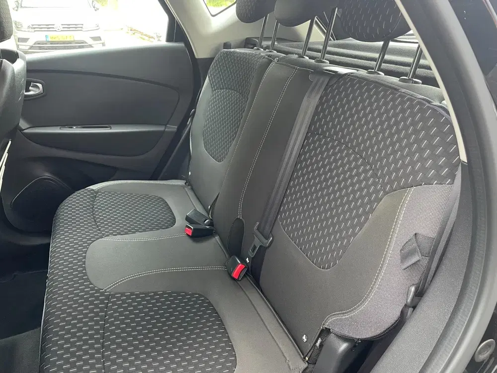 Renault Captur 1.3 TCe 130 Zen uit 2019, foto 13