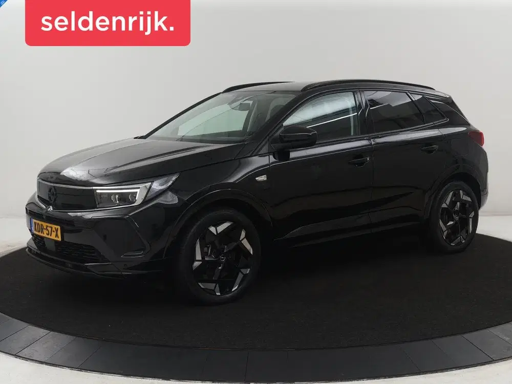 Opel Grandland 1.6 Turbo Plug-In GSE 300PK Hybrid4 4x4 uit 2023