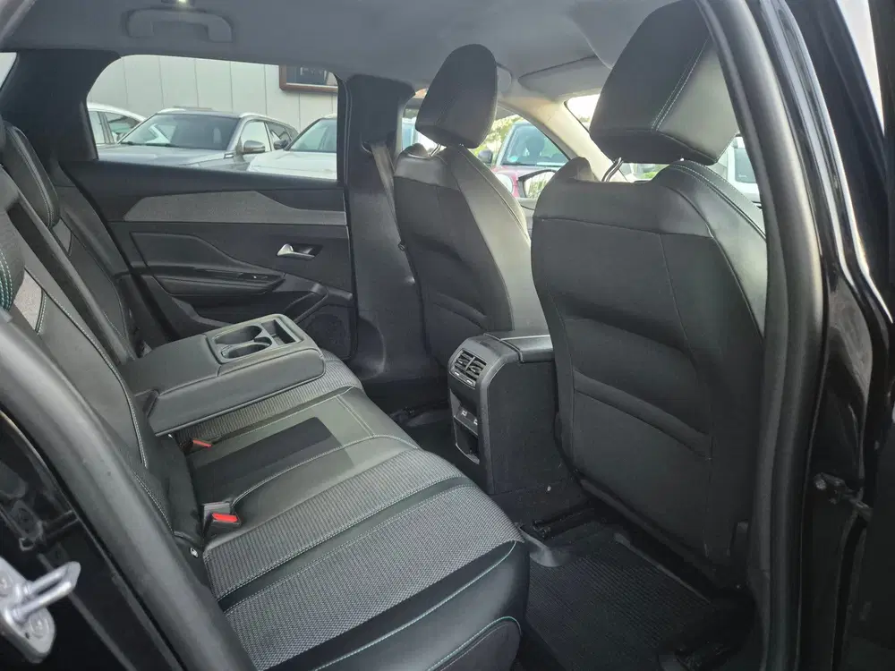 Peugeot 308 1.6 Plug-in Hybrid Allure uit 2023, foto 14