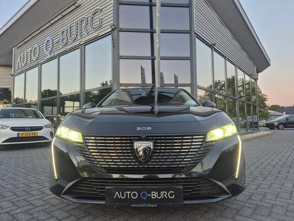 Peugeot 308 1.6 Plug-in Hybrid Allure uit 2023, foto 3
