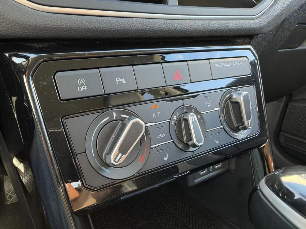 Volkswagen T-Cross 1.0 TSI Style uit 2024, foto 8