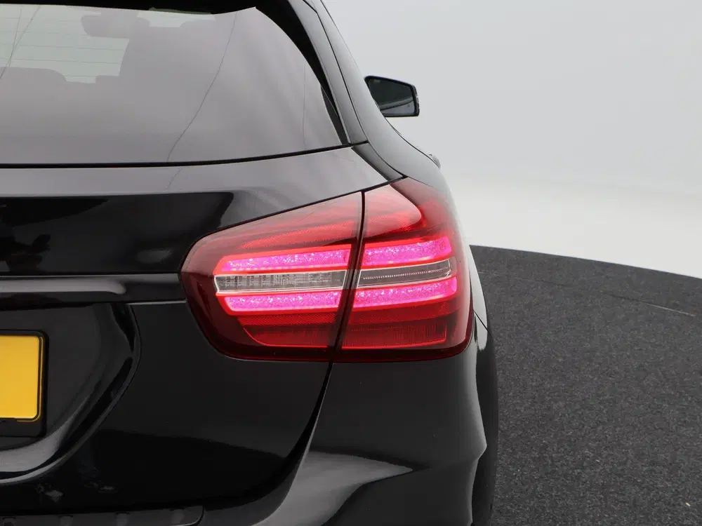 Mercedes-Benz GLA 250 4Matic 211 Pk Premium Plus uit 2019, foto 13