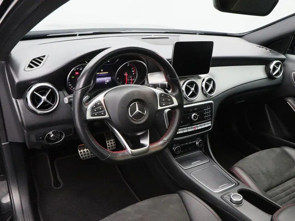 Mercedes-Benz GLA 250 4Matic 211 Pk Premium Plus uit 2019, foto 3
