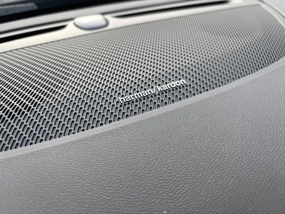 Volvo V60 T8 Plug-in hybrid AWD Plus Dark uit 2026, foto 12