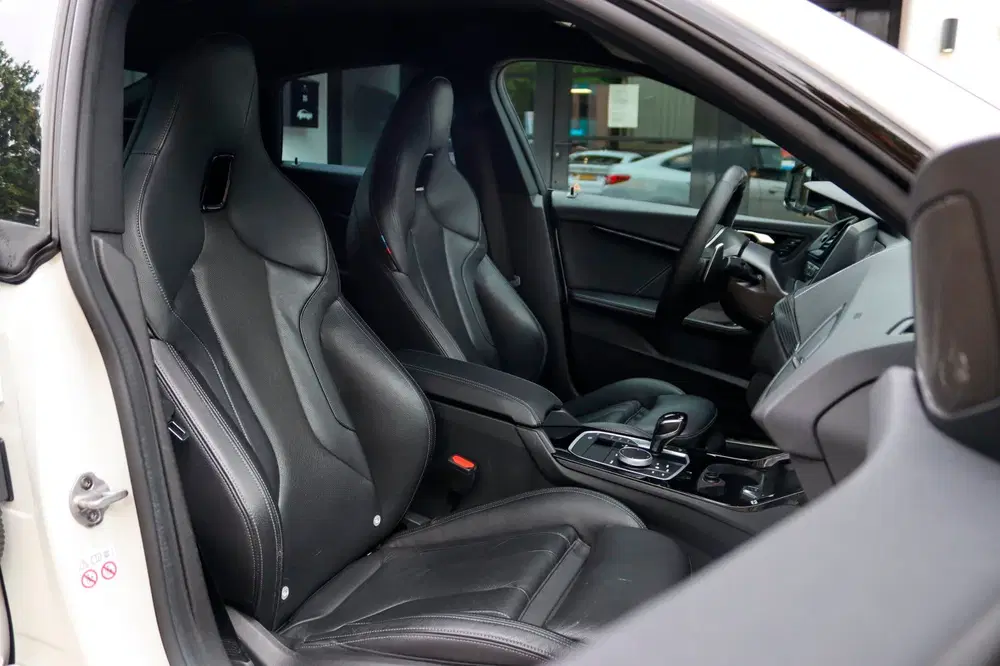 BMW 2-serie 2-serie Gran Coupé M235i xDrive DEALER OH uit 2019, foto 2