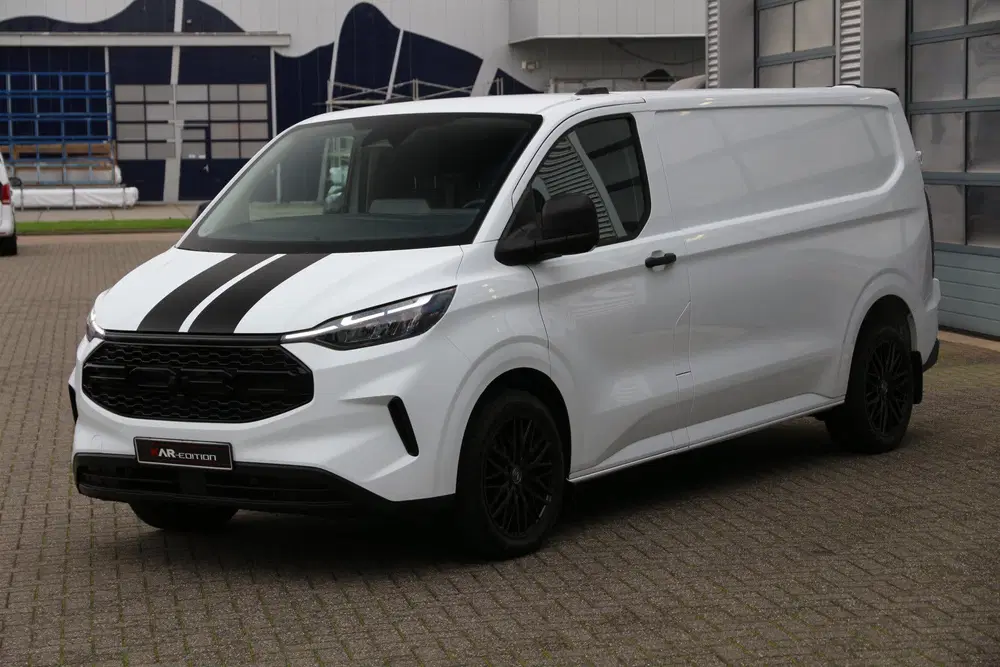 Ford Transit Custom 2.0 TDCI 136 uit 2024, foto 13