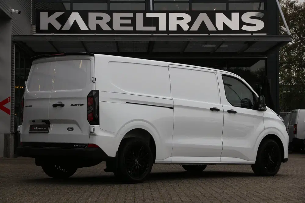 Ford Transit Custom 2.0 TDCI 136 uit 2024, foto 9