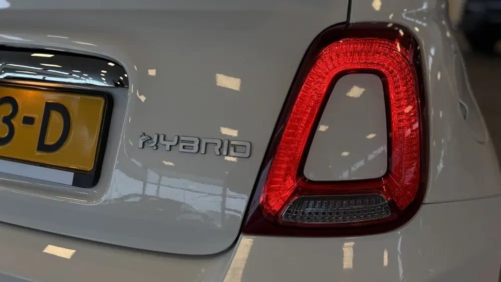 Fiat 500C 1.0 Hybrid Dolcevita uit 2022, foto 11