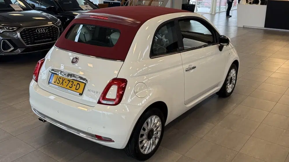 Fiat 500C 1.0 Hybrid Dolcevita uit 2022, foto 3