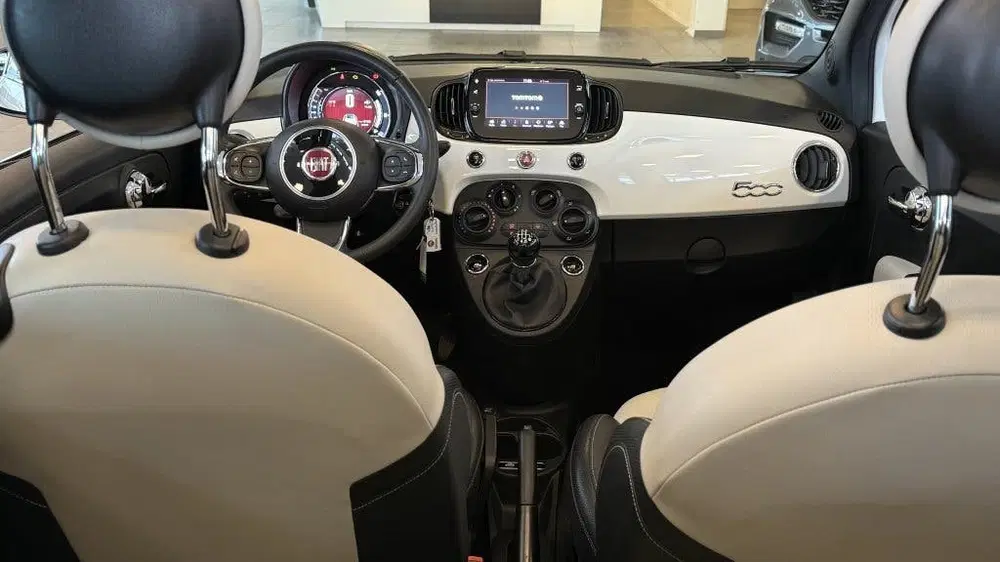 Fiat 500C 1.0 Hybrid Dolcevita uit 2022, foto 9