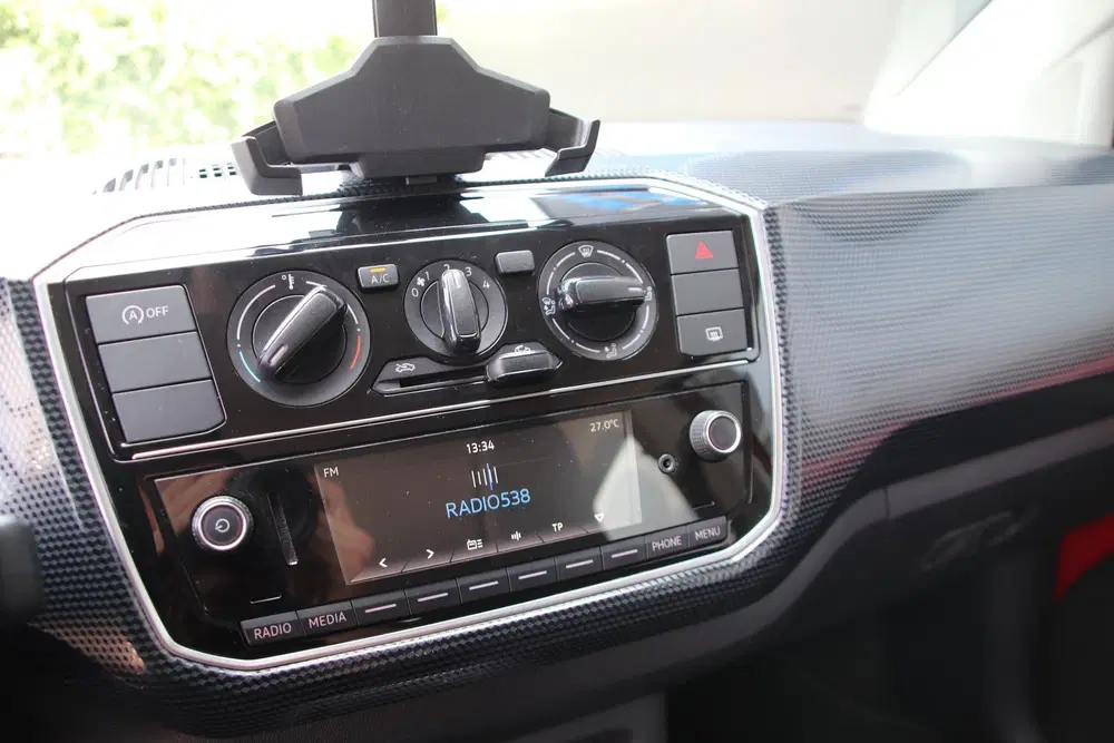Volkswagen up! 1.0 75PK High Up Automaat Bluetooth uit 2019, foto 15