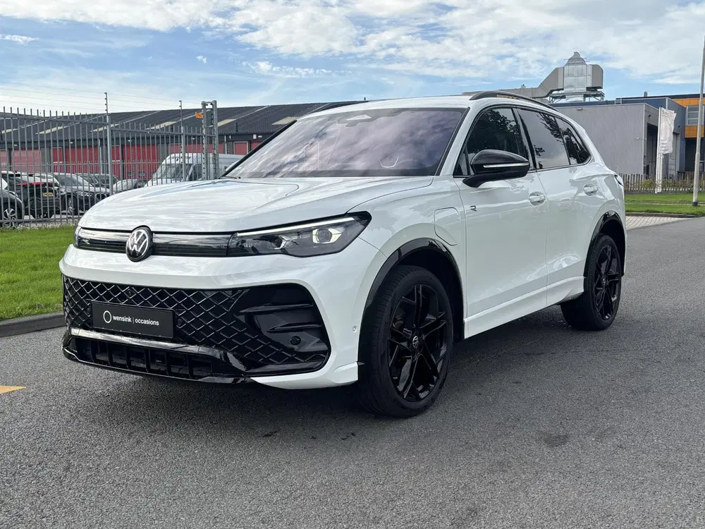 Volkswagen Tiguan 1.5 eHybrid R-Line Edition uit 2025, foto 2