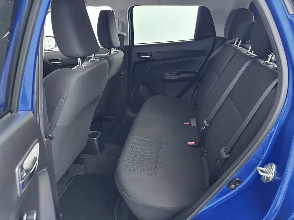 Suzuki Swift 1.2 Select GRATIS BOVAG AFLEVERPAKKET T.W. uit 2020, foto 5
