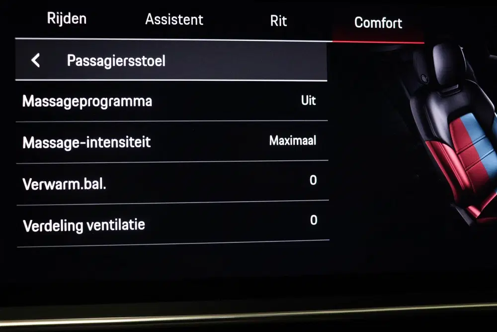 Porsche Cayenne 3.0 E-Hybrid Platinum Edition uit 2022, foto 7