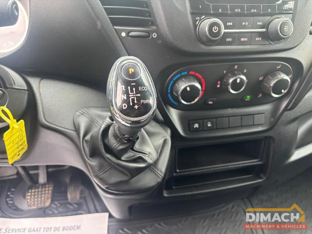 Iveco Daily Dubbellucht uit 2019, foto 4
