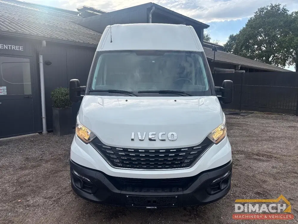 Iveco Daily Dubbellucht uit 2019, foto 6