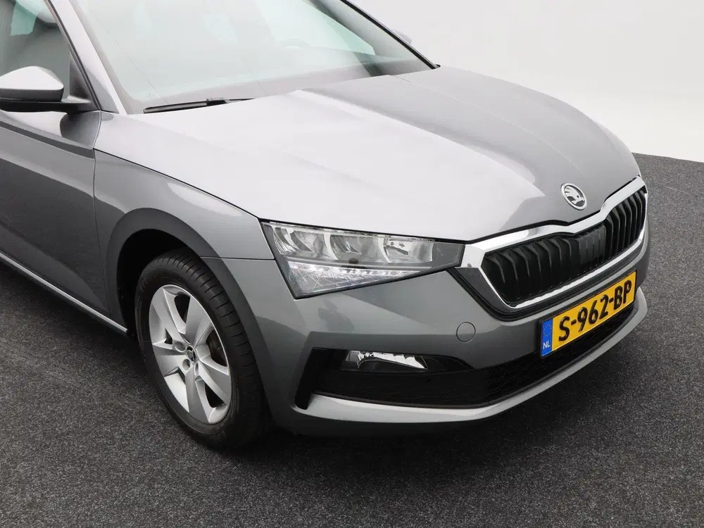 Skoda Scala 1.0 TSi 110 Pk Sport Business uit 2023, foto 11