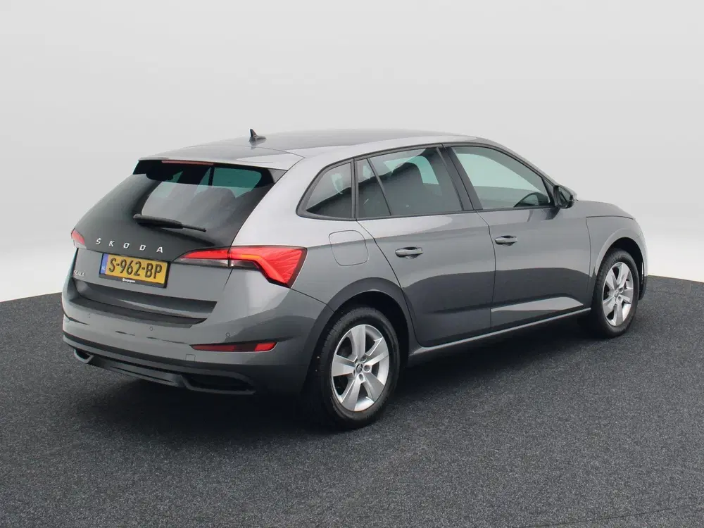 Skoda Scala 1.0 TSi 110 Pk Sport Business uit 2023, foto 2