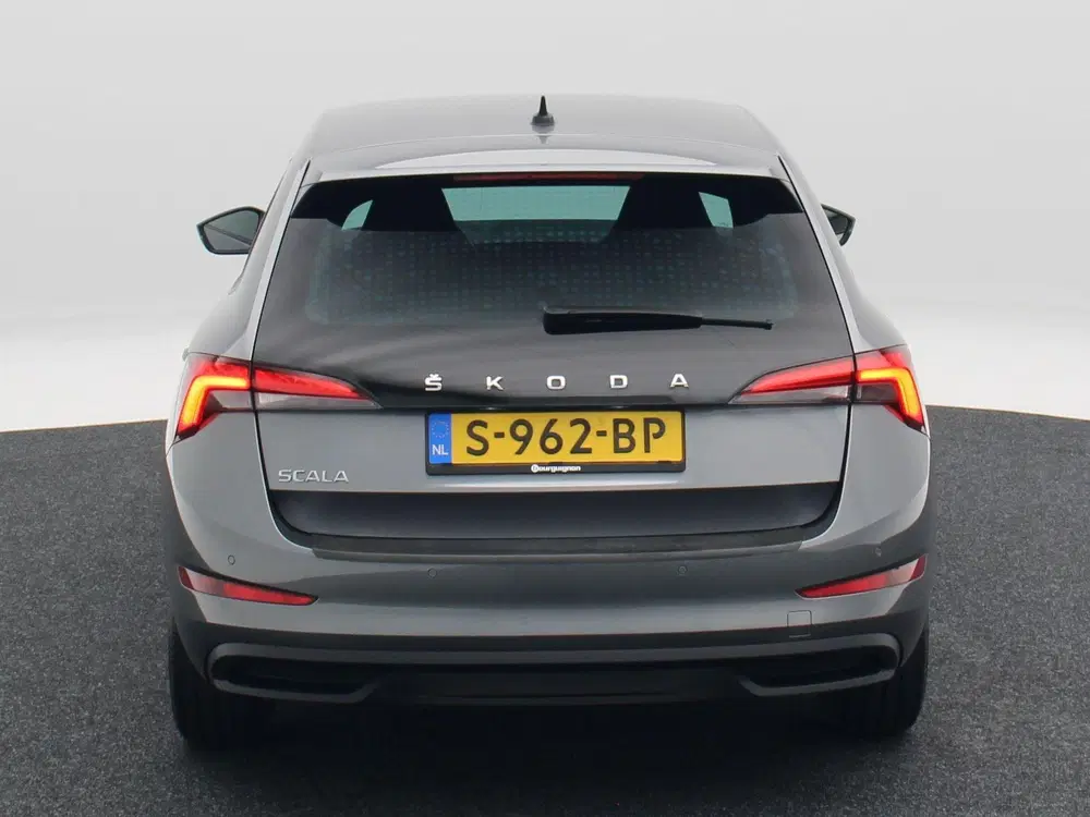 Skoda Scala 1.0 TSi 110 Pk Sport Business uit 2023, foto 6