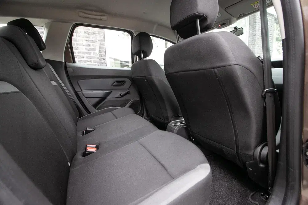 Dacia Duster 1.0 TCe Essential uit 2021, foto 7