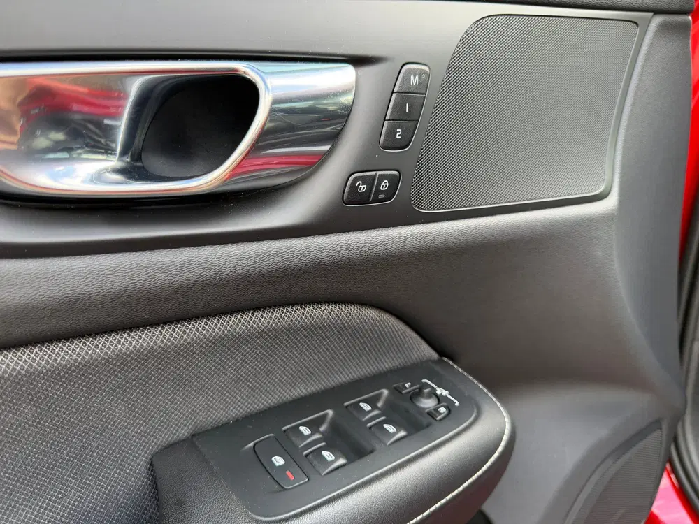 Volvo S60 B3 R-Design (bj 2020 uit 2020, foto 12