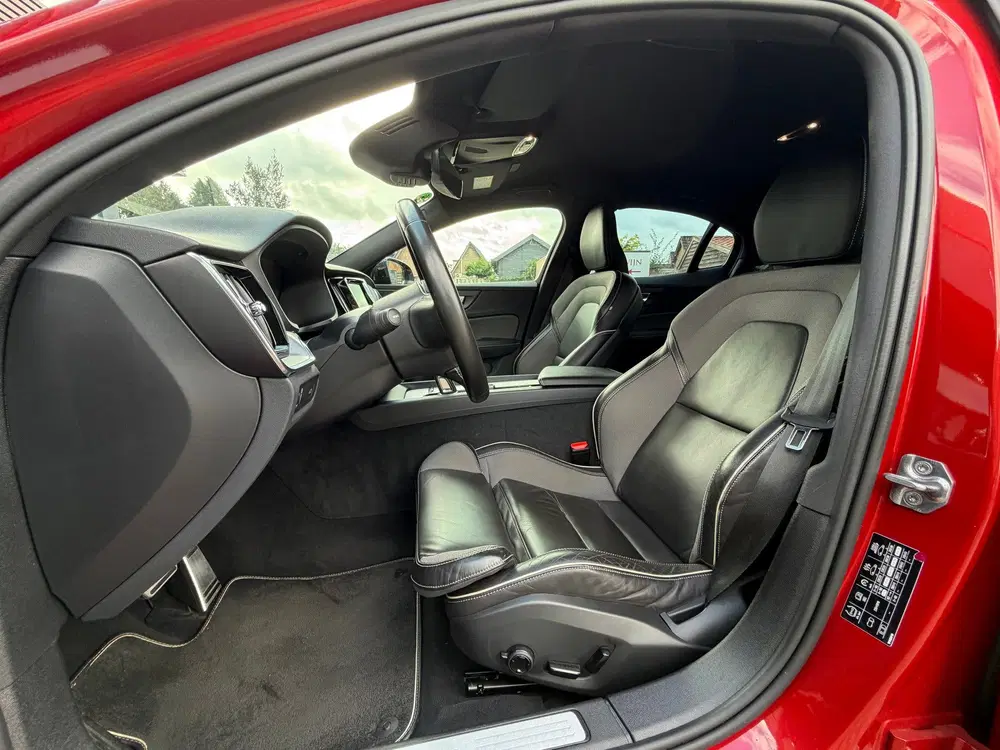 Volvo S60 B3 R-Design (bj 2020 uit 2020, foto 15