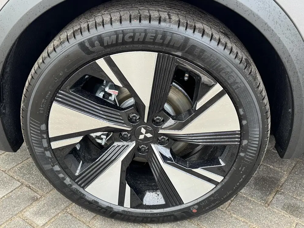 Mitsubishi Grandis 1.8 HEV Instyle uit 2025, foto 3