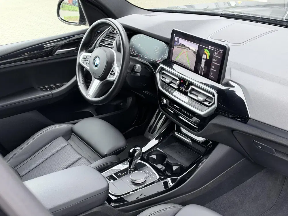 BMW X3 xDrive30e M sport 292 PK uit 2022, foto 4