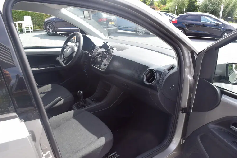 Volkswagen up! 1.0 BMT move up 30000km uit 2019, foto 10