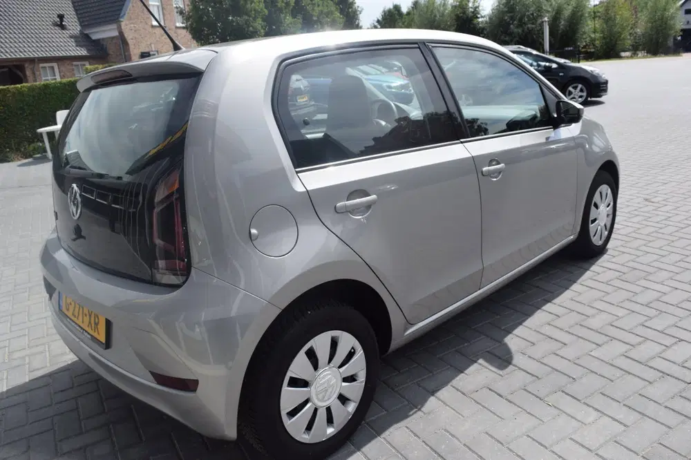 Volkswagen up! 1.0 BMT move up 30000km uit 2019, foto 4