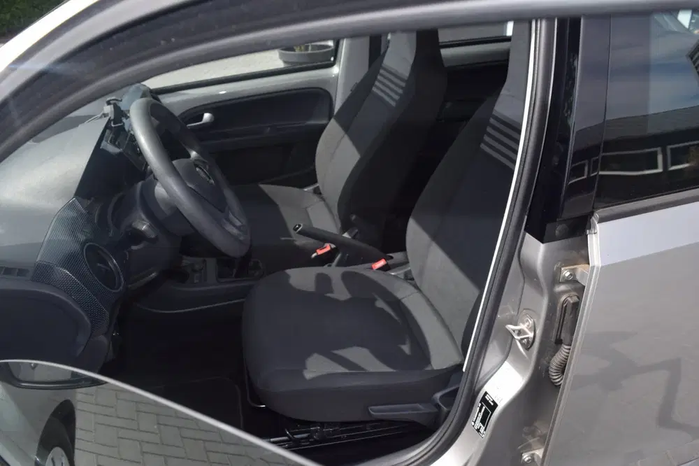 Volkswagen up! 1.0 BMT move up 30000km uit 2019, foto 9