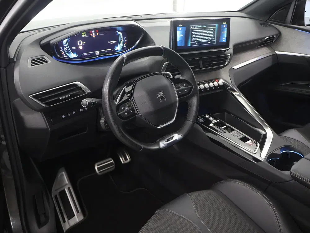 Peugeot 3008 1.6 HYbrid4 300 GT uit 2023, foto 7