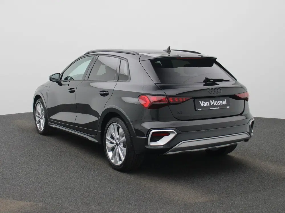 Audi A3 40 TFSI e Advanced edition l Adaptive crui uit 2025, foto 3