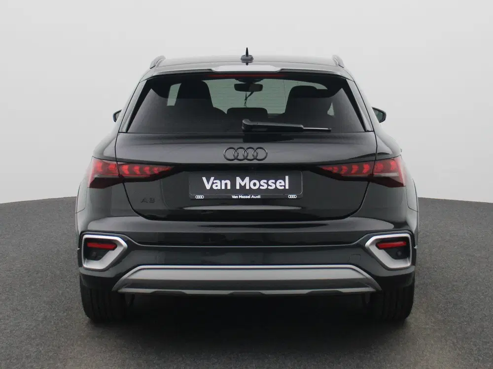 Audi A3 40 TFSI e Advanced edition l Adaptive crui uit 2025, foto 5