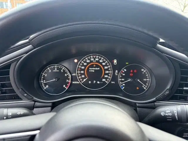 Mazda 3 2.0 e-SkyActiv-G M Hybrid 122 uit 2021, foto 10