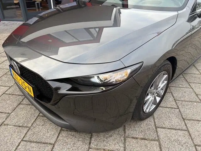 Mazda 3 2.0 e-SkyActiv-G M Hybrid 122 uit 2021, foto 7