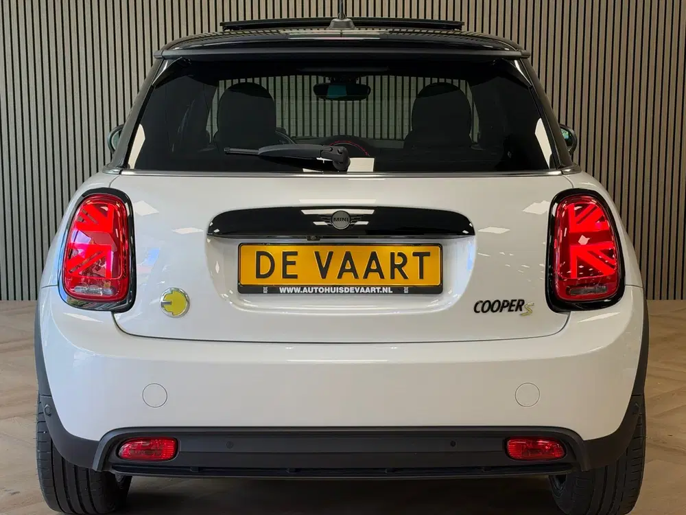 Mini Electric Mini Cooper SE Yours 33 kWh 98% SOH PANO N uit 2023, foto 12