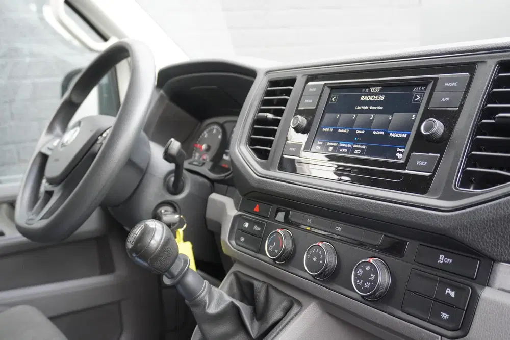 Volkswagen Crafter 2.0 TDI L3H3 140PK EURO 6 uit 2023, foto 3