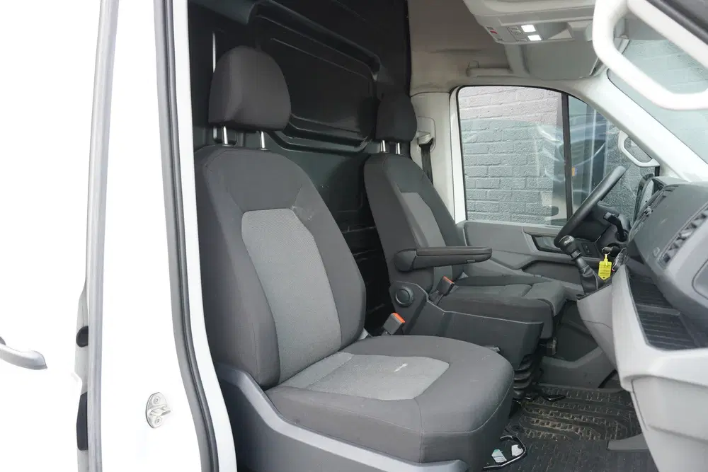 Volkswagen Crafter 2.0 TDI L3H3 140PK EURO 6 uit 2023, foto 5