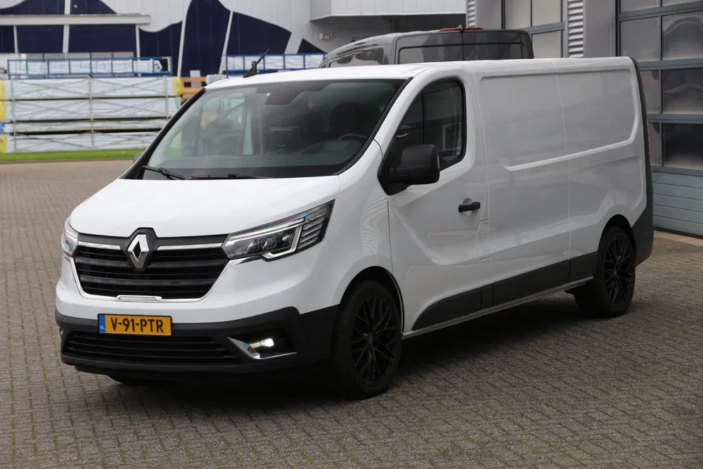 Renault Trafic 2.0 DCI 150 uit 2023, foto 12